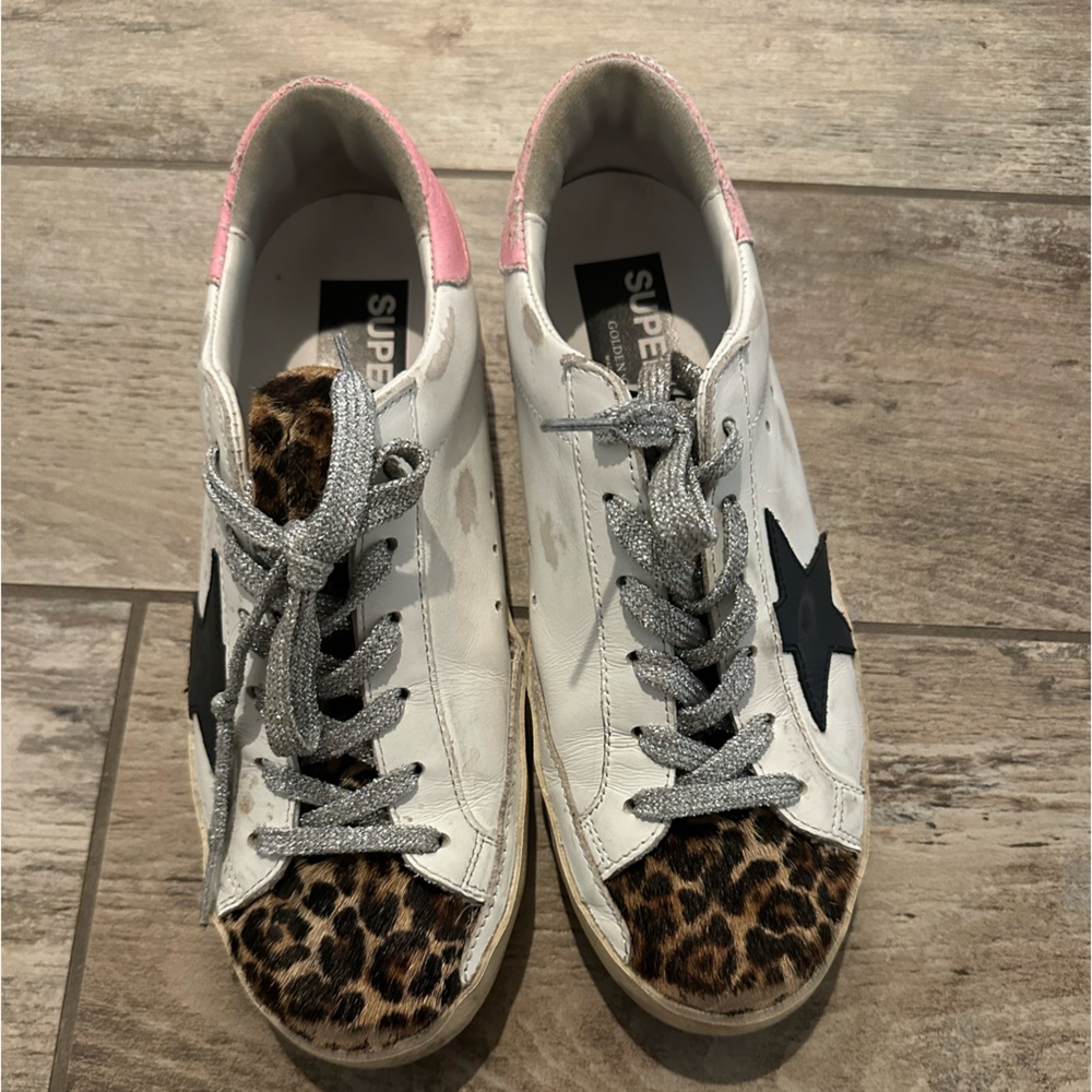 Golden Goose size 8, leopard “fur” detail. So cute.